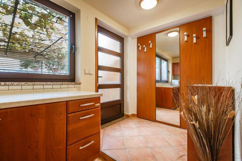 Apartmani Gilda Vrsar Exteriör bild