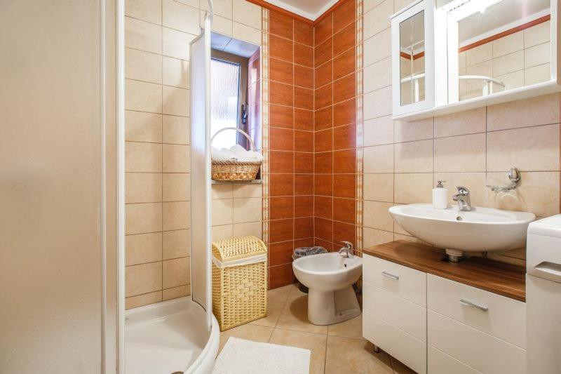Apartmani Gilda Vrsar Exteriör bild